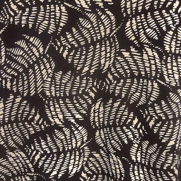 Vintage wrap dress by Daisy Fuentes- black and white - Picture 8 of 10